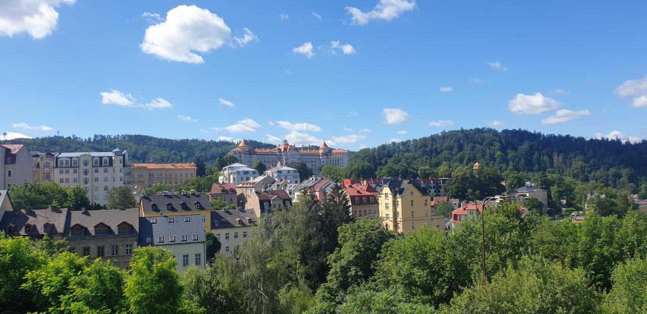 App Karlsbad Exteriör bild