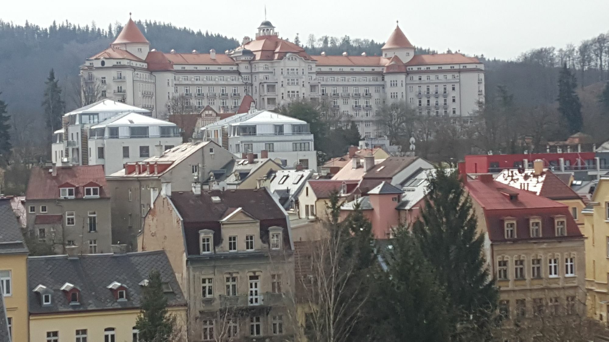 App Karlsbad Exteriör bild