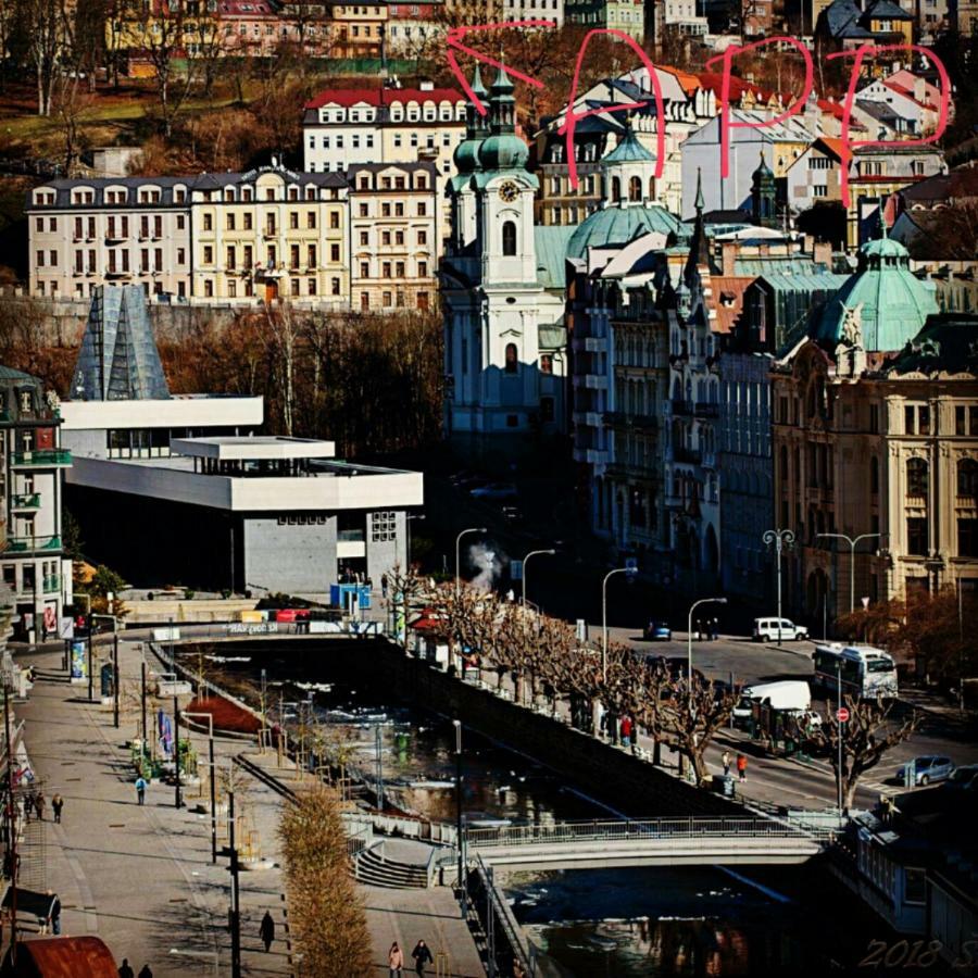 App Karlsbad Exteriör bild